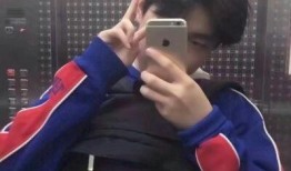 娱乐吃瓜头像男真人,真人生吃瓜头像背后的男星故事